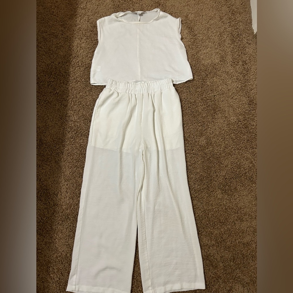 HYFVE 2 piece set. Size medium. Worn once.